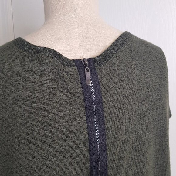 Matty M Zipper Back Olive Green Hi Lo Tunic Top - Picture 5 of 6
